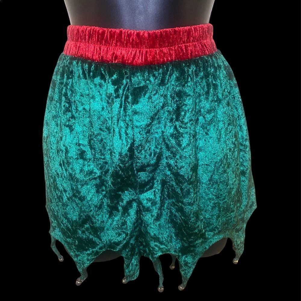 Velvety Max Deco Christmas Elf Jingle Shorts Size Medium